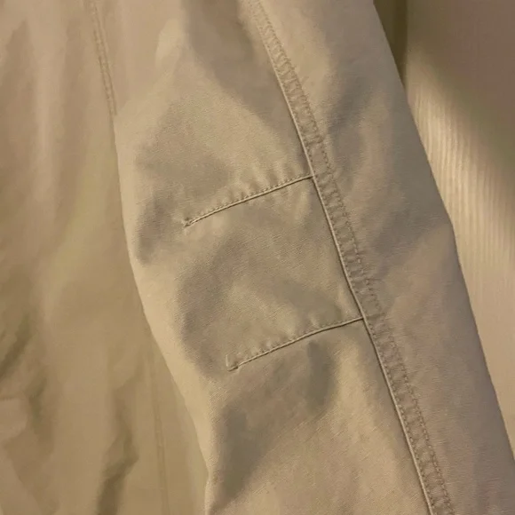 Vintage L.L. Bean Women's Beige Utility Jacket with Brown Corduroy Collar - Picture 4 of 4